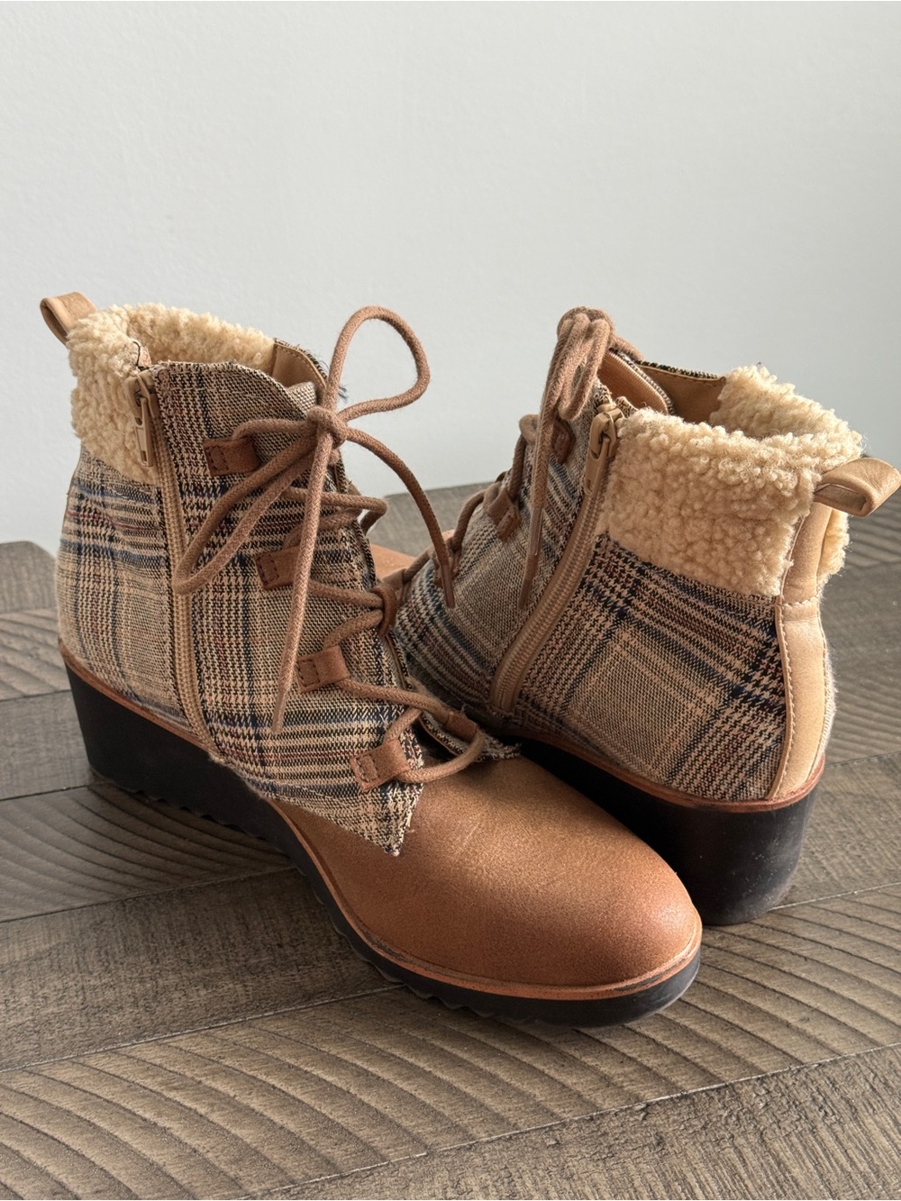 LifeStride Women's Zone Ankle Boots | Hiker Wedge Boots Size 7.5 - Picture 6 of 8